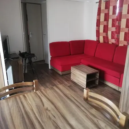 Location Mobil Parque de Campismo Vias
